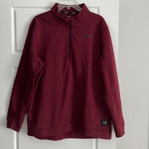 Men’s Nike golf half zip